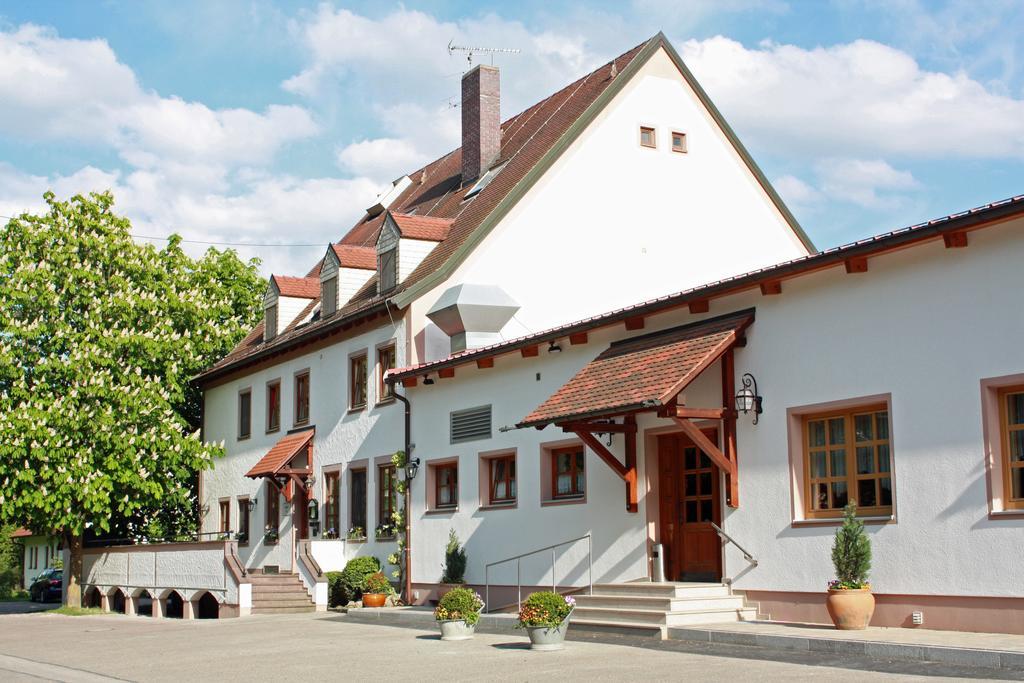 Landgasthof Vogelsang Weichering Exterior foto